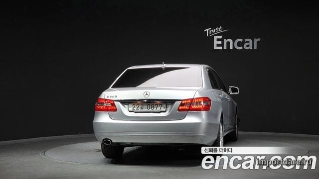 MERCEDES-BENZ E-CLASS W212 2011 — 96 944 км, серебристый, Корея — под ключ — фото 4