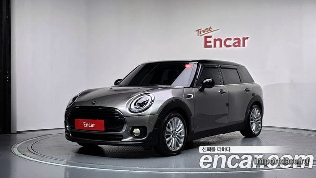 MINI COOPER D CLUBMAN 2019 — 50 554 км, серый, Корея — под ключ — фото 1