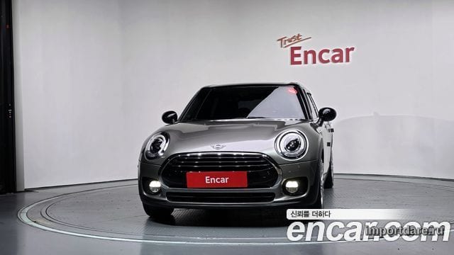 MINI COOPER D CLUBMAN 2019 — 50 554 км, серый, Корея — под ключ — фото 3