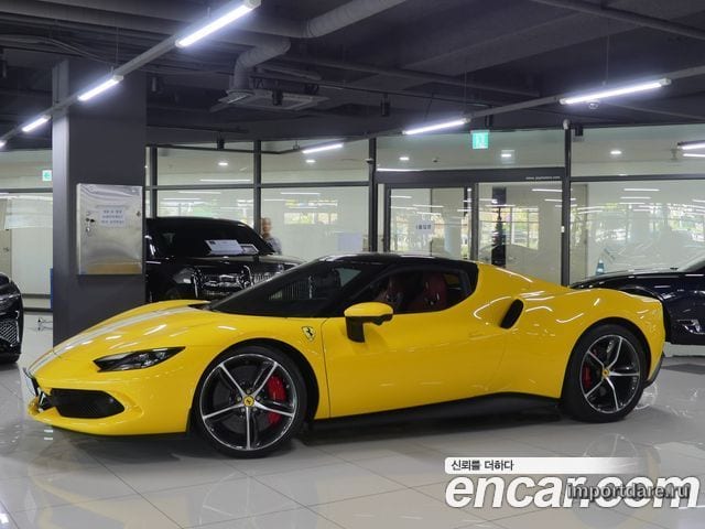 Ferrari 296 Gtb сбоку