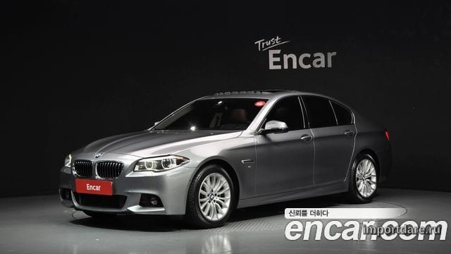 BMW 5 SERIES 2016 — 192 527 км, серебристо-серый, Корея — под ключ — фото 1