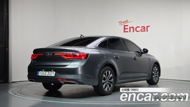 Renault Korea SM6 сбоку
