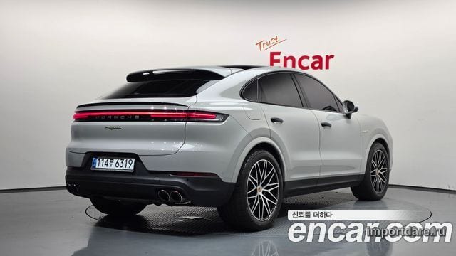 Porsche Cayenne 2025