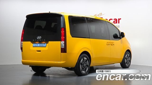 Hyundai Staria 2027