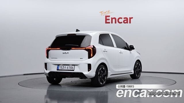 Kia Morning сбоку