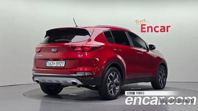 Kia Sportage The Bold сбоку