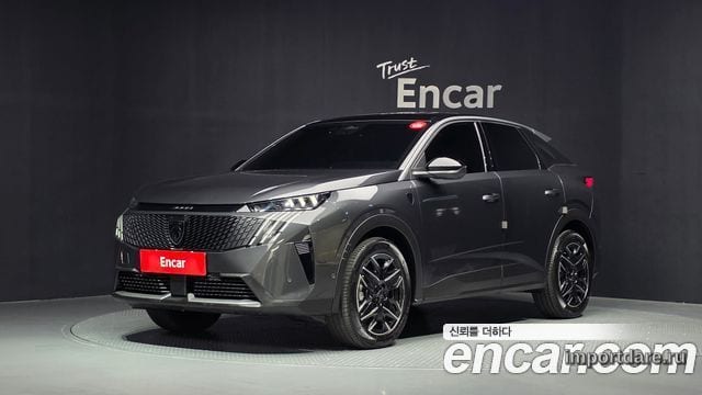 Peugeot 3008 спереди