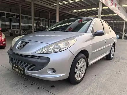 PEUGEOT 207 2009