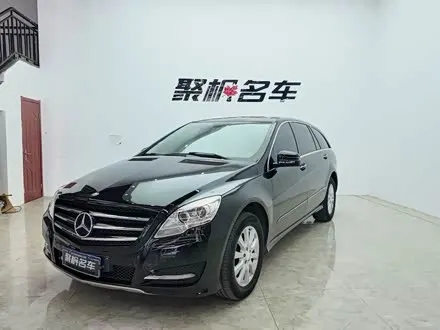 MERCEDES-BENZ R-CLASS 2011