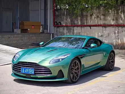ASTON MARTIN DB12 — из Китая под ключ