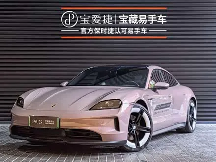 PORSCHE TAYCAN 2025
