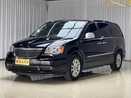 CHRYSLER GRAND VOYAGER 2013