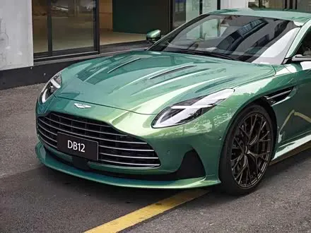 ASTON MARTIN DB12 — из Китая под ключ