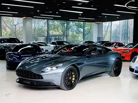 ASTON MARTIN DB11 — из Кореи под ключ