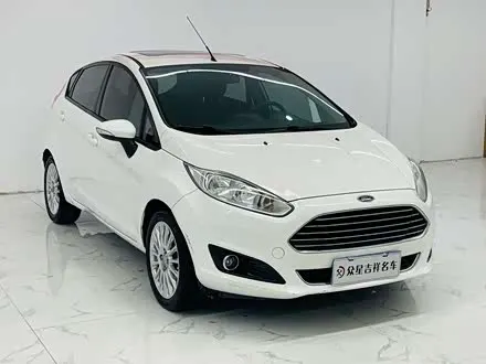 FORD FIESTA 2013