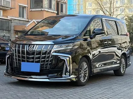TOYOTA ALPHARD 2011