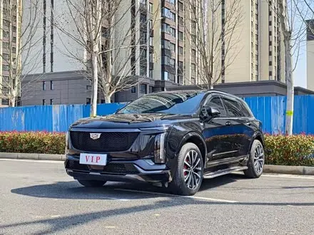 CADILLAC XT5 — из Китая под ключ