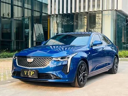 CADILLAC CT4 2022