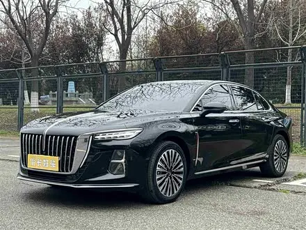 HONGQI H5 — из Китая под ключ