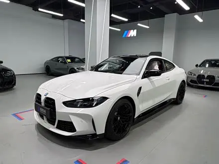 BMW M4 2024