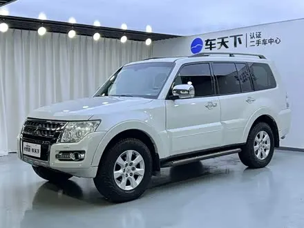 MITSUBISHI PAJERO — из Китая под ключ