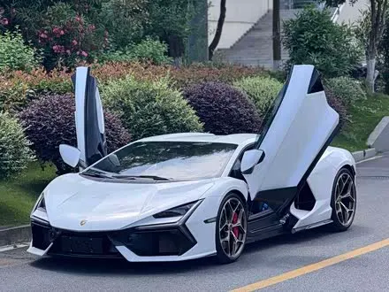 LAMBORGHINI REVUELTO — из Китая под ключ
