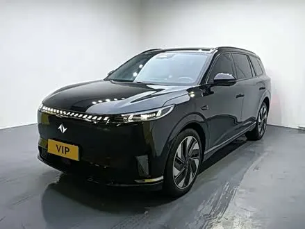 DONGFENG EΠ008 — из Китая под ключ