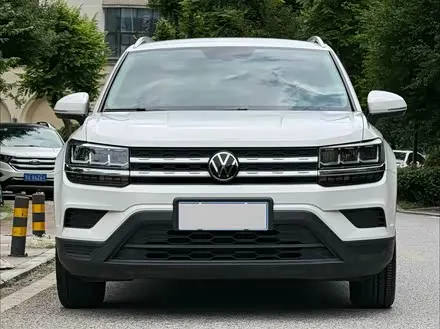 VOLKSWAGEN THARU — из Китая под ключ