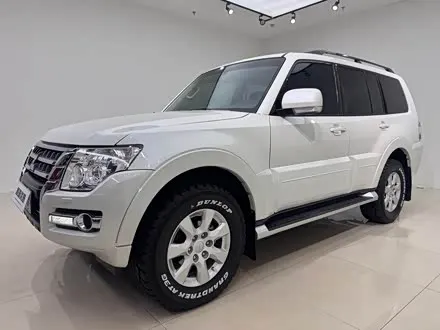 MITSUBISHI PAJERO 2018