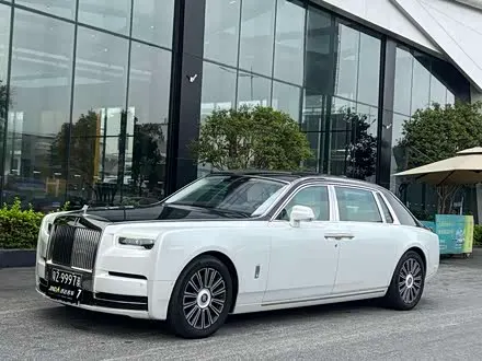 ROLLS-ROYCE PHANTOM 2018