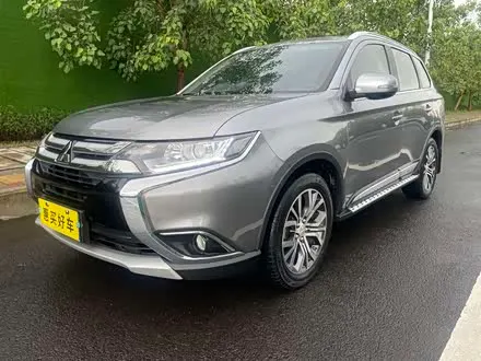 MITSUBISHI OUTLANDER — из Китая под ключ
