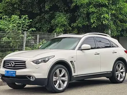 INFINITI QX70 — из Китая под ключ