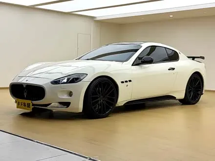 MASERATI GRANTURISMO — из Китая под ключ