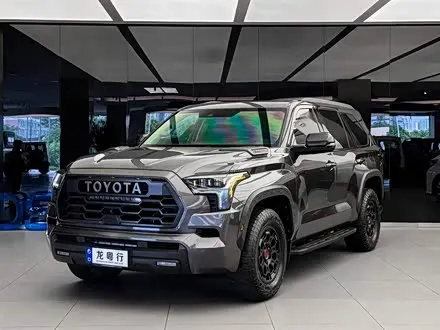 TOYOTA SEQUOIA 2023