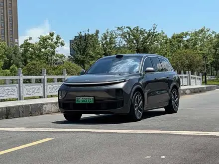 LI AUTO L8 — из Китая под ключ