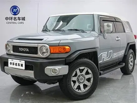 TOYOTA FJ CRUISER — из Китая под ключ