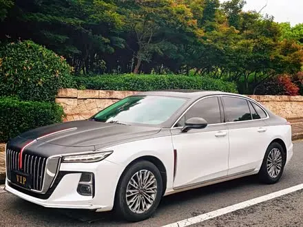 HONGQI H5 — из Китая под ключ