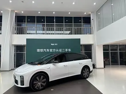 LI AUTO I6 — из Китая под ключ