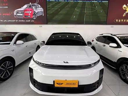 LI AUTO L6 — из Китая под ключ