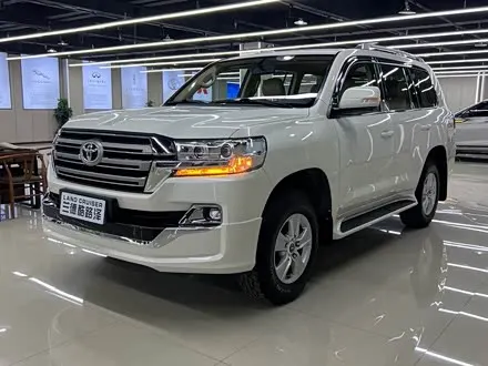 TOYOTA LAND CRUISER — из Китая под ключ