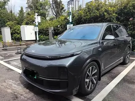LI AUTO L8 — из Китая под ключ