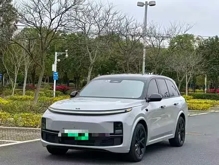 LI AUTO L8 — из Китая под ключ
