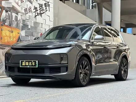 LI AUTO L8 — из Китая под ключ
