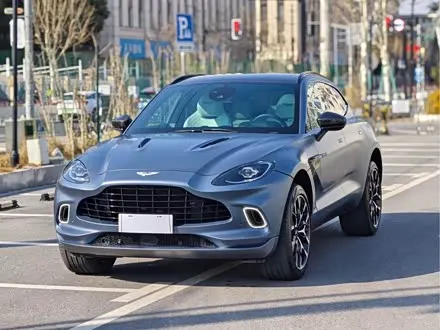 ASTON MARTIN DBX — из Китая под ключ