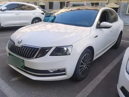 SKODA OCTAVIA — из Китая под ключ