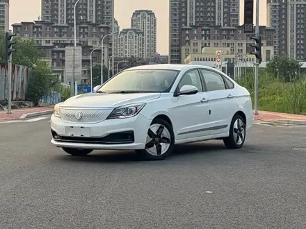 DONGFENG AEOLUS E70 — из Китая под ключ
