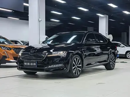 SKODA SUPERB 2023