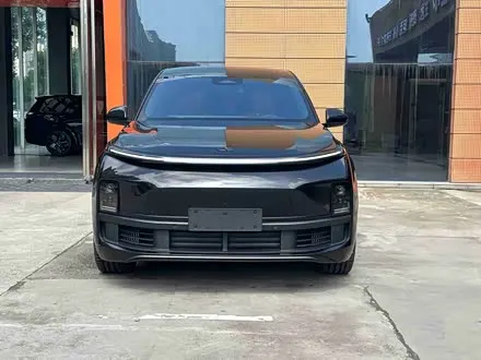 LI AUTO L8 — из Китая под ключ