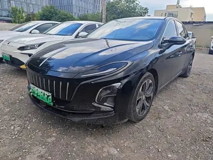 HONGQI E-QM5 — из Китая под ключ