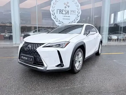 LEXUS UX — из Китая под ключ